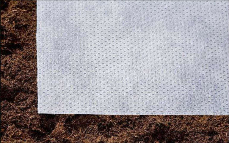 Агрофибър за изолация