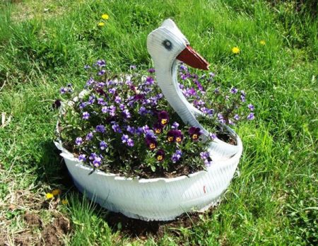 Làm gì để có một chiếc giường hoa trong nước?