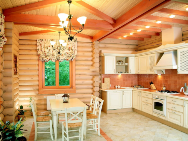 Дървена кухня