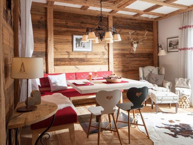 Интериорна икономична класа