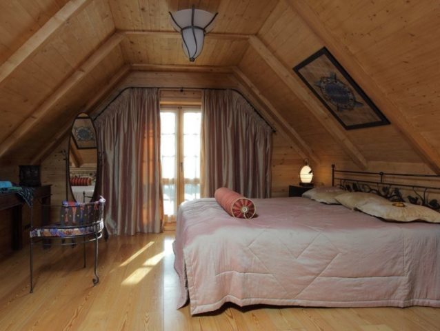 Таванска спалня