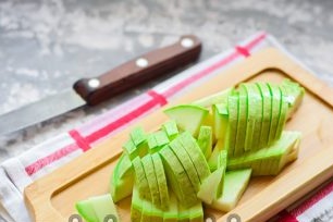 нарязани тиквички