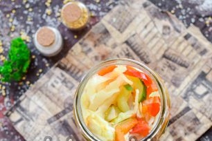 пълни консерви