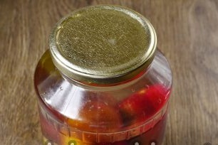 добавете вряща вода