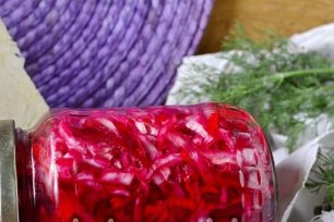 pickled cabbage with beets and carrots
