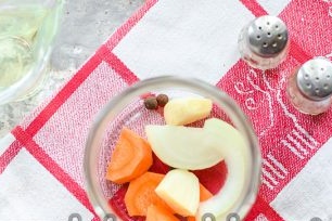 Консервиране на моркови и лук