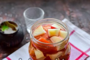 изсипете вряла вода