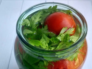 изсипете саламура