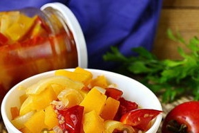 סלט דלעת עם ירקות