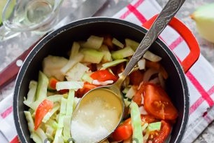 thêm bơ và đường