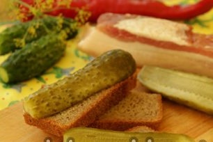 кисели краставички