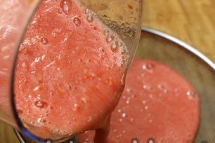 Làm nước trái cây