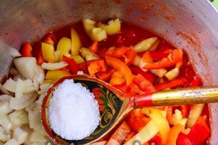 Добавете захарта