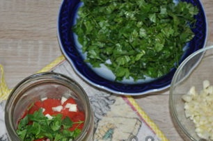 đặt lớp tiêu và gia vị