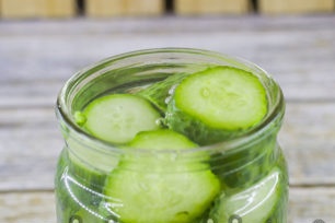 užpilkite verdančiu vandeniu