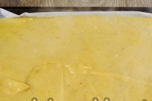 сложете върху тава за печене