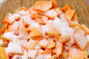 xắt bí ngô, đổ đường