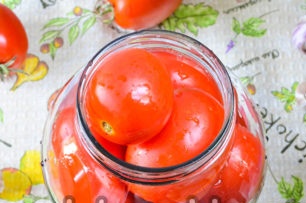 užpilkite verdančiu vandeniu