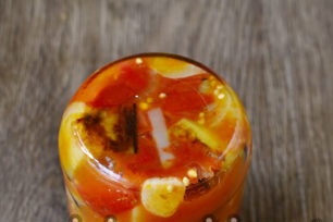 Слагаме соте в консерви