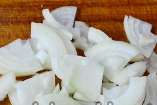 Нарязваме лука