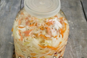 покрийте буркана