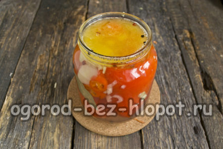 добавете марината от черен пипер