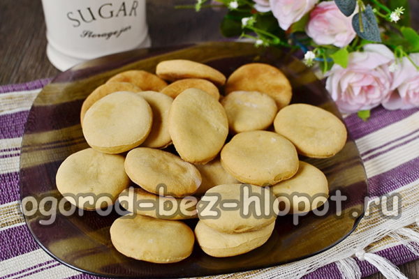 bánh quy dưa chuột đã sẵn sàng