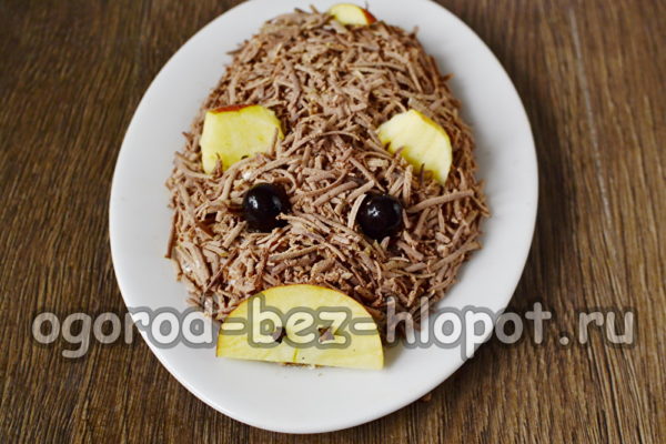 šerno salotos yra paruoštos