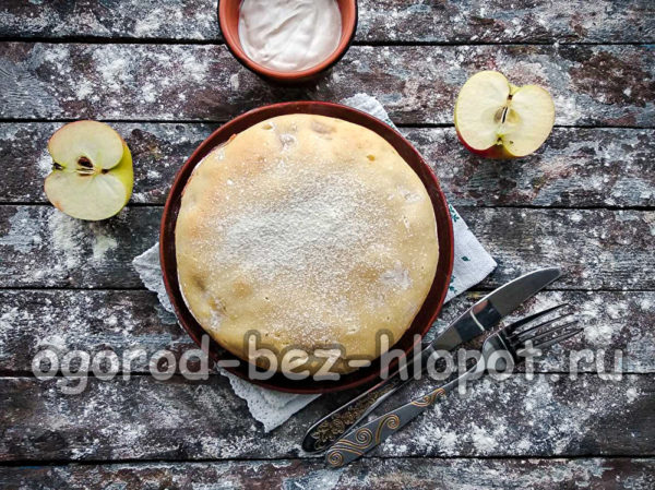 поръсете тортата с лед