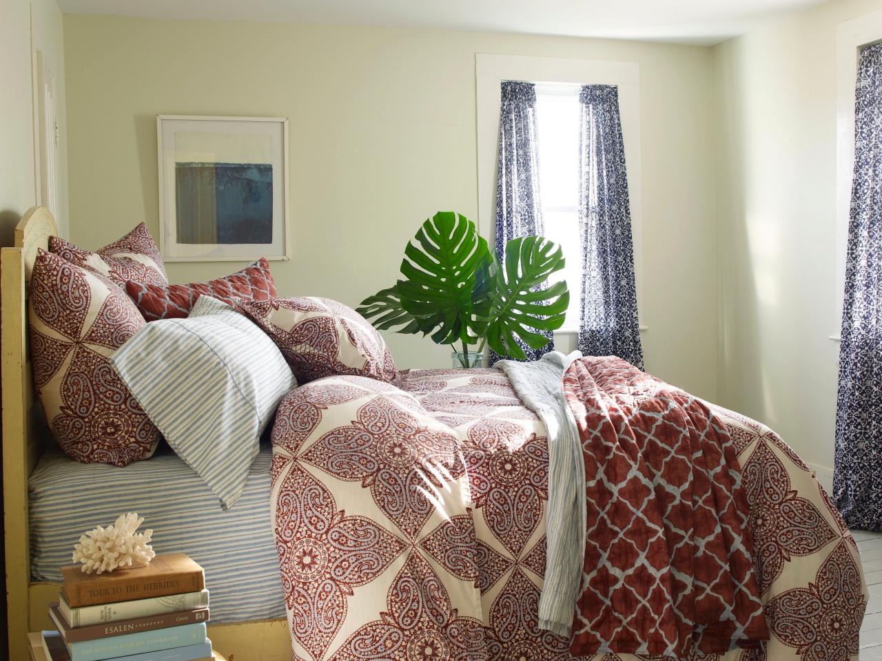 Монстера в спалнята