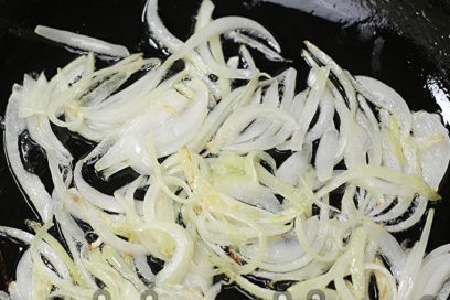 хвърляме лук