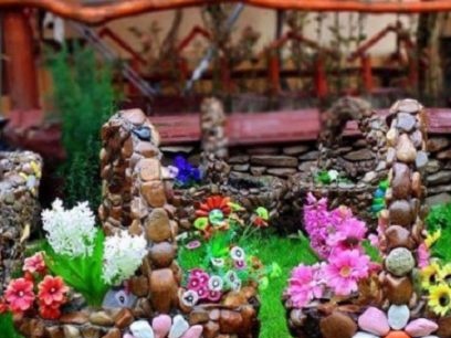 decorate a summer cottage