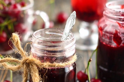 mứt anh đào đã sẵn sàng