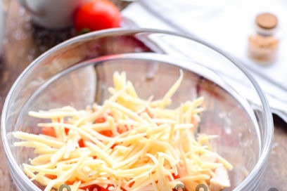 настържете кашкавал