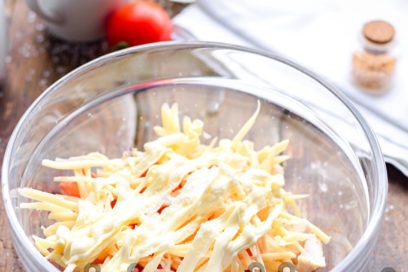 подправете с майонеза