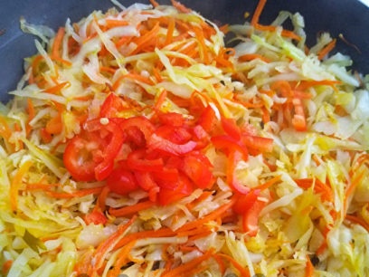 добавете черен пипер