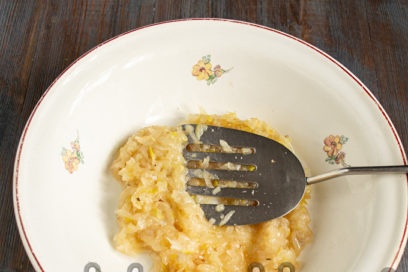 запържете лука