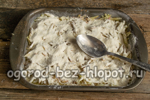 pour another layer of the mixture