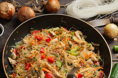 салата с фуние и зеленчуци