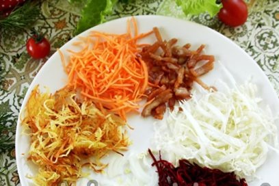 сложете върху чиния