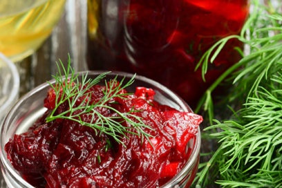 gekookte rode biet kaviaar