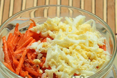 korean carrots and eggs