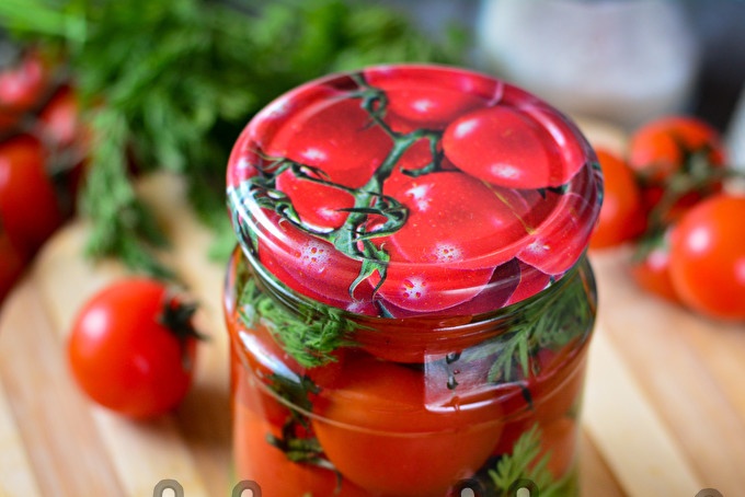 tomatoes with carrot tops for the winter