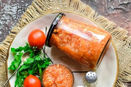 adjika الاسكواش لفصل الشتاء