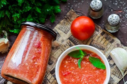 домати аджика