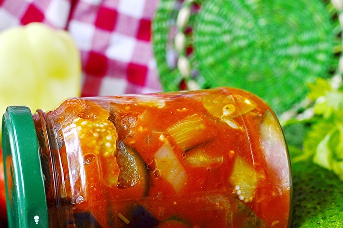 Патладжан с краставици