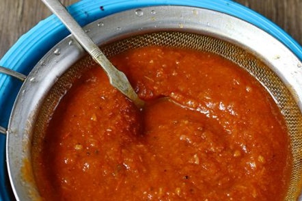 търкане през сито