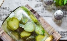 cucumber salad with onions and vegetable oil