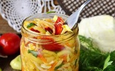 Зеленчукова салата