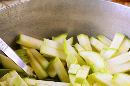 mix zucchini and marinade